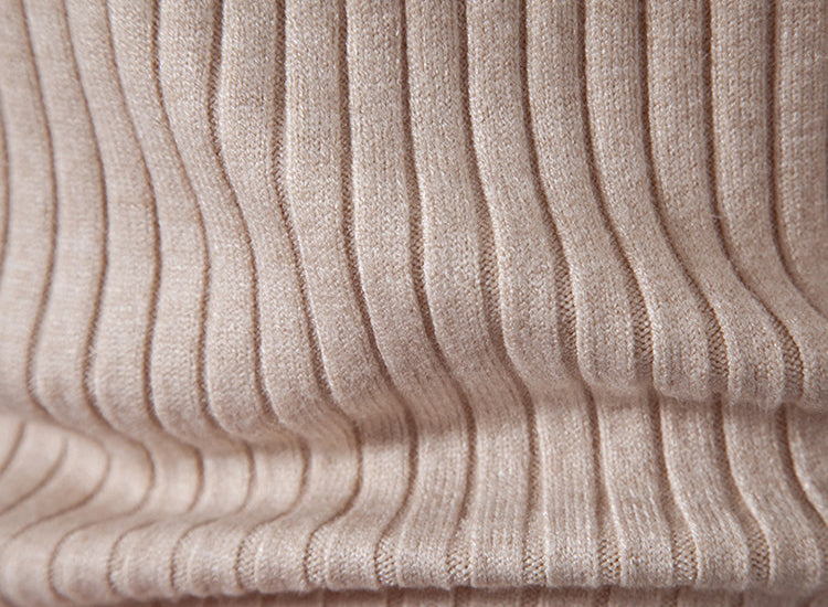 High-Neck Sweater – Autumn/Winter Warmth & Style
